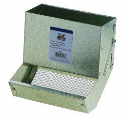7 Metal Small Animal Feeder With Sifter Bottom